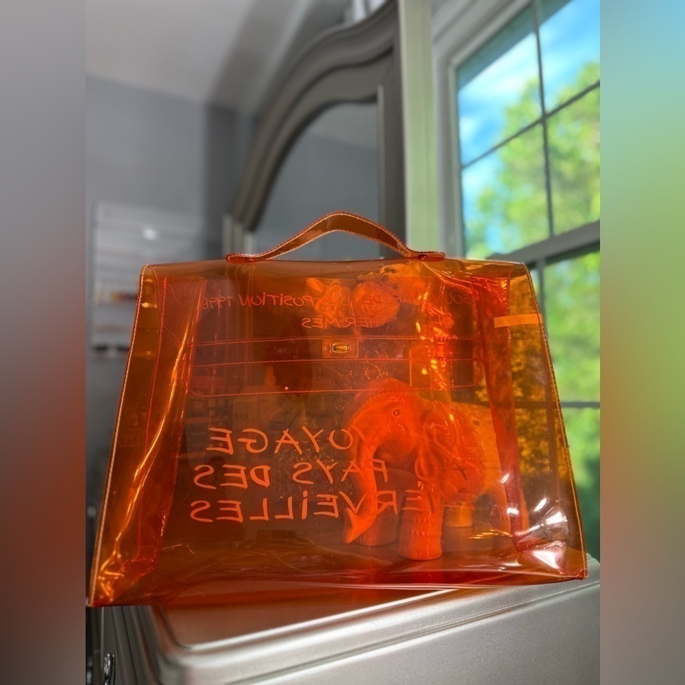 Hermes Vinyl Kelly 40 Beach Handbag View 2